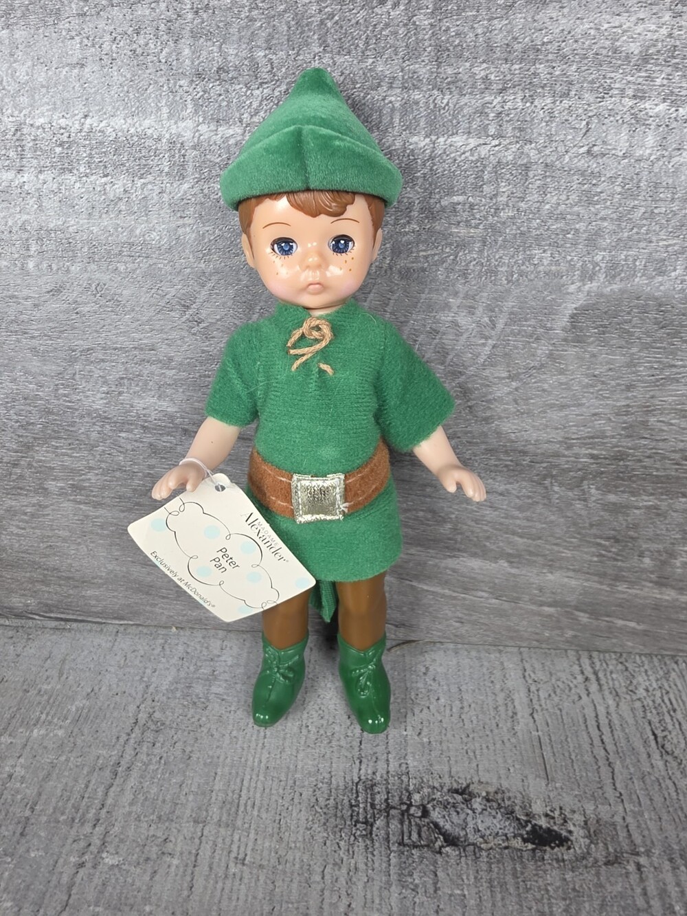 Madame Alexander Peter Pan Play Doll Boy with Green Outfit and Tag g78f